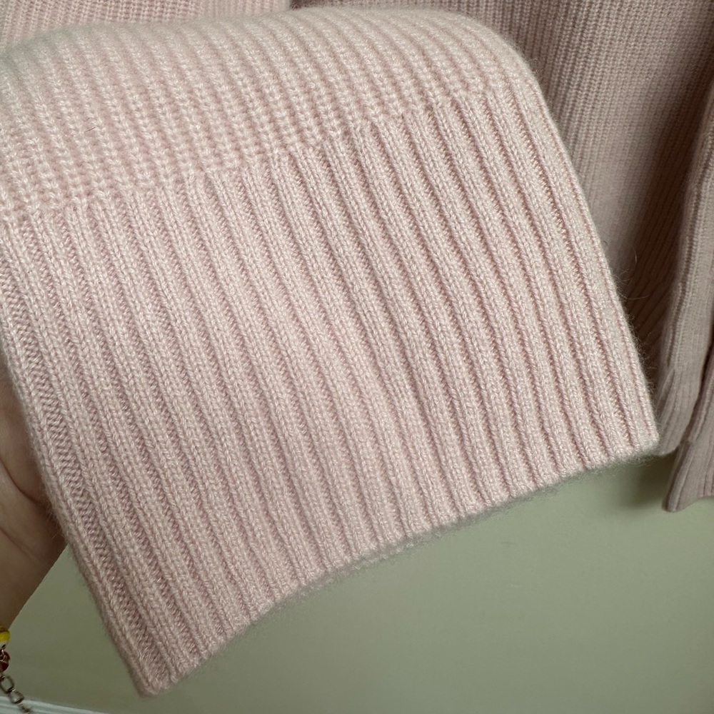 & Other Stories Boxy Cashmere Pullover Sweater - Picture 2 of 5